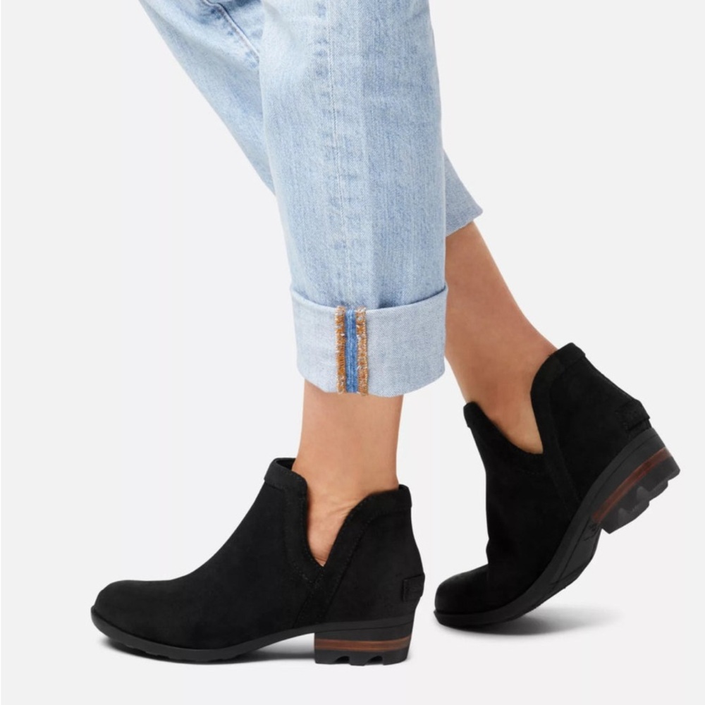 Sorel Lolla Cut Out Bootie